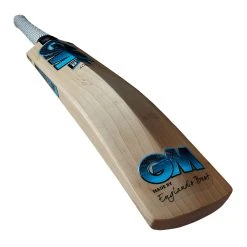 GM Diamond 707 Junior Cricket Bat -Sports - Hockey Cricket Gunn and Moore Ben Stokes Diamond Cricket Bat Angle 2022 2
