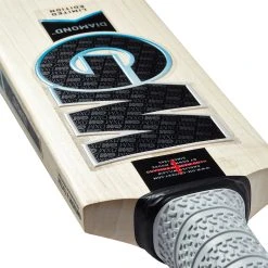 GM Diamond Original Limited Edition Cricket Bat 2021 -Sports - Hockey Cricket Gunn and Moore Diamond Cricket Bat 2019 emboss 1