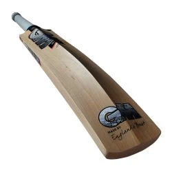 GM Icon Original Limited Edition Cricket Bat -Sports - Hockey Cricket Gunn and Moore Icon Cricket Bat angled 2022