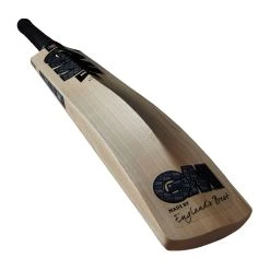 GM Noir 808 Cricket Bat -Sports - Hockey Cricket Gunn and Moore Noir Cricket Bat Angle 2022